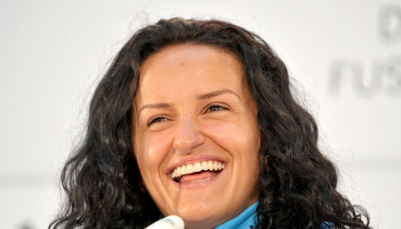 Fatmire Bajramaj heißt künftig Alushi mit Nachnamen. Foto: Carmen Jaspersen Fatmire Bajramaj heißt künftig Alushi mit Nachnamen. Foto: Carmen Jaspersen