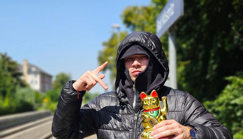 Fjodor Busik will mit Tiktok-Videos Aufmerksamkeit f&uuml;r Ostdeutschland erzeugen.