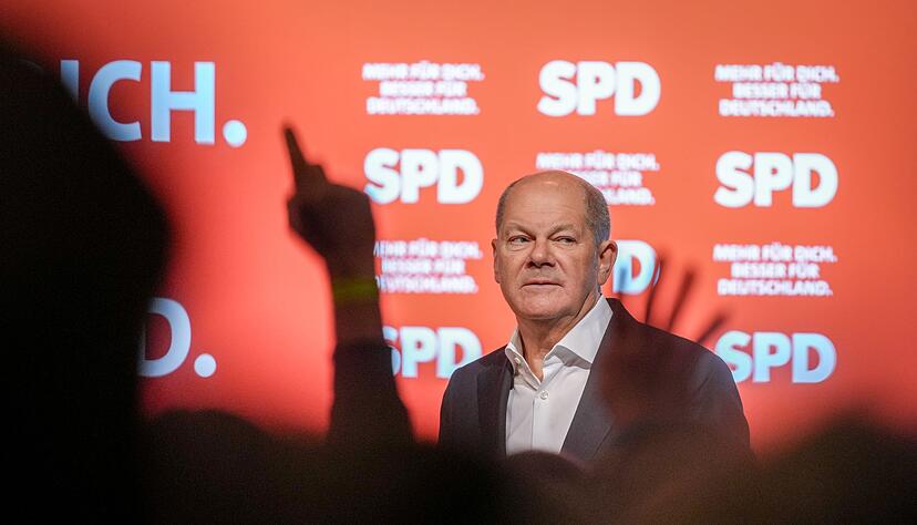 Weiteres Geld für Waffenlieferungen in die Ukraine soll es laut Kanzler Scholz nur unter einer Bedingung geben. Weiteres Geld für Waffenlieferungen in die Ukraine soll es laut Kanzler Scholz nur unter einer Bedingung geben.