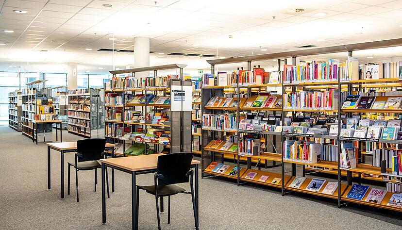 Die Heilbronner Stadtbibliothek soll ab Herbst 2022 runderneuert werden. 4,6 Millionen Euro werden dafür in die Hand genommen. Foto: Archiv/Kunz Die Heilbronner Stadtbibliothek soll ab Herbst 2022 runderneuert werden. 4,6 Millionen Euro werden dafür in die Hand genommen. Foto: Archiv/Kunz