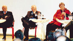 Nachdenken &uuml;ber weniger B&uuml;rokratie: Moderator Cornel Pottgie&szlig;er, Roman Herzog, Reinhold W&uuml;rth, Brigitte van der Burg, G&uuml;nther Oettinger, Moderator Jens R&uuml;bbert.