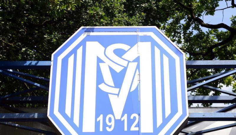 Wegen der Corona-Pandemi stellt der Drittligist SV Meppen einen Antrag auf Kurzarbeit für seine Spieler und Mitarbeiter. Wegen der Corona-Pandemi stellt der Drittligist SV Meppen einen Antrag auf Kurzarbeit für seine Spieler und Mitarbeiter.