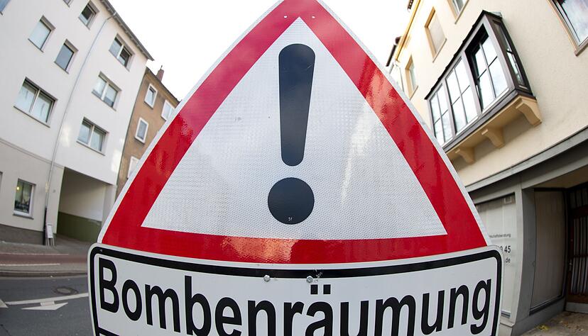 Die Fliegerbombe ist rund 500 Kilogramm schwer. (Symbolbild) Die Fliegerbombe ist rund 500 Kilogramm schwer. (Symbolbild)