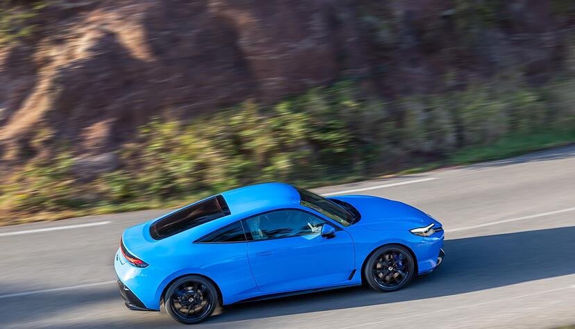 Erinnern Sie sich noch an den ersten, kantigen Prelude? Die Neuauflage ist dagegen schon fast ein Kurvenstar. Erinnern Sie sich noch an den ersten, kantigen Prelude? Die Neuauflage ist dagegen schon fast ein Kurvenstar.