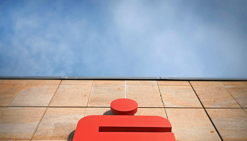 Trotz der konjunkturellen Probleme und politischen Unsicherheiten haben die Sparkassen in Baden-Württemberg ein ordentliches Jahr 2023 hingelegt.
Foto: dpa Trotz der konjunkturellen Probleme und politischen Unsicherheiten haben die Sparkassen in Baden-Württemberg ein ordentliches Jahr 2023 hingelegt.
Foto: dpa