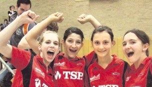 Die U15-Mädchen der TSG Heilbronn in Jubelstimmung. Von links: Lisa Mayer, Elena Knochenhauer, Larissa Lehmann und Selma Bijedic. Foto: privat Die U15-Mädchen der TSG Heilbronn in Jubelstimmung. Von links: Lisa Mayer, Elena Knochenhauer, Larissa Lehmann und Selma Bijedic. Foto: privat