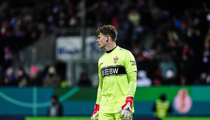 Alexander N&uuml;bel: Hatte lange Zeit wenig zu tun. Musste nur einmal eingreifen in der Anfangsphase. Note: 3