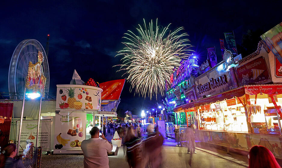 Zum Heilbronner Volksfest gehört traditionell auch ein großes Feuerwerk.