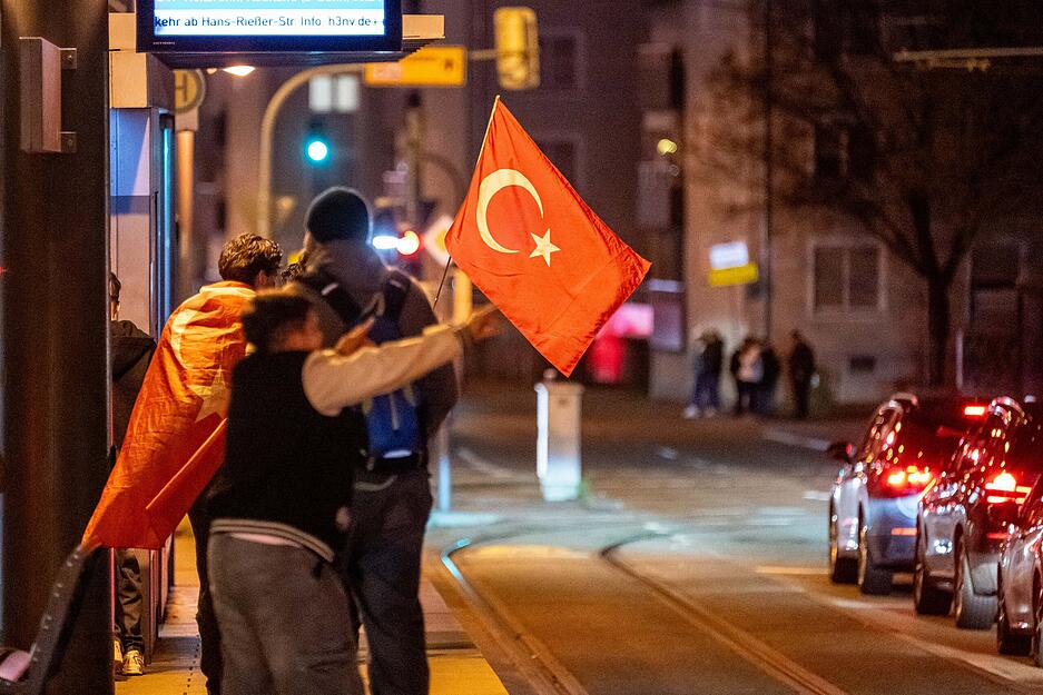 &bdquo;Keine besonderen Vorkommnisse&ldquo;, meldete die Polizei Heilbronn am Mittwochmorgen nach den Jubelszenen.