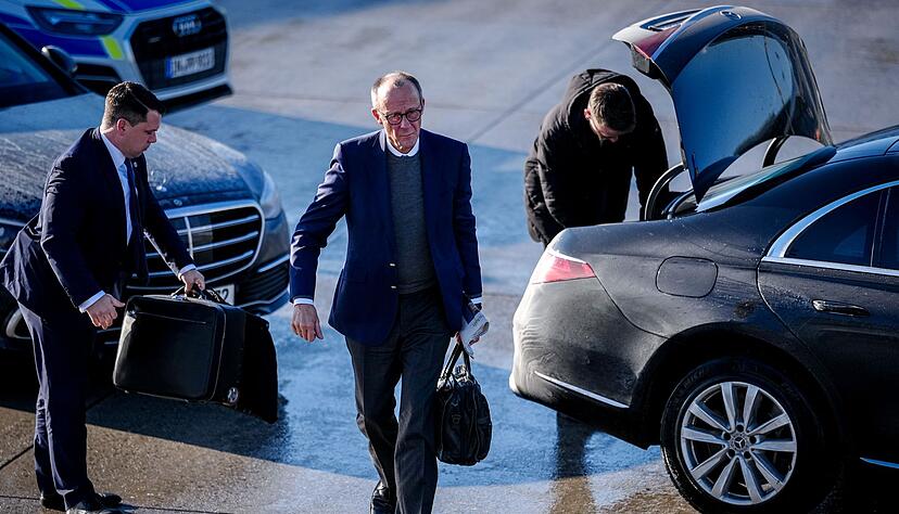 Begleitet wird der Kanzler von einer Wirtschaftsdelegation.