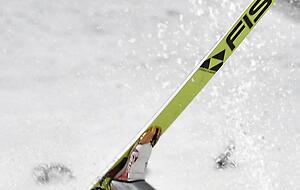 Sturz des Olympiasiegers: Andreas Wellinger qualifiziert sich nicht fürs Finale. Sturz des Olympiasiegers: Andreas Wellinger qualifiziert sich nicht fürs Finale.