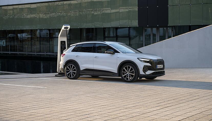 Der Audi Q4 40 E-Tron ist der neue Einstiegs-Stromer von Audi. Er ist ab 46.150 Euro erhältlich. Der Audi Q4 40 E-Tron ist der neue Einstiegs-Stromer von Audi. Er ist ab 46.150 Euro erhältlich.