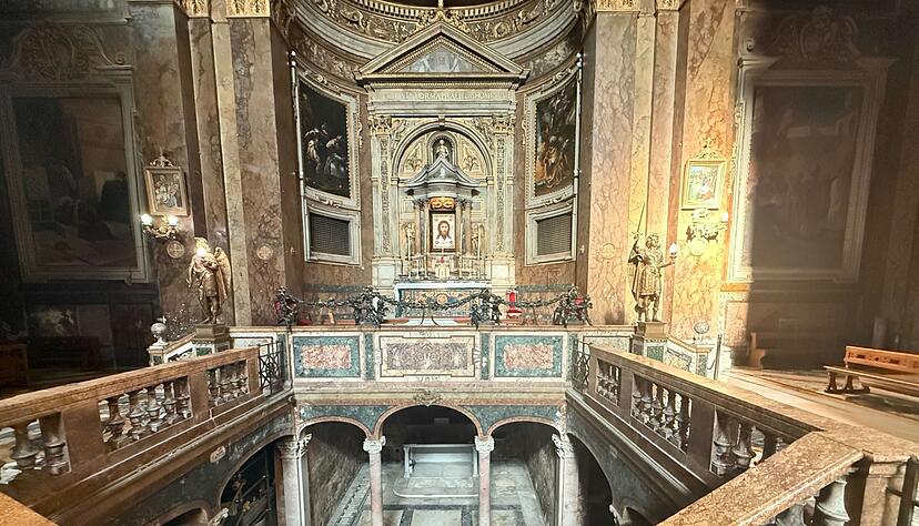 Unter dem Altar liegen Reliquien des heilig gesprochenen Papstes Silvester I.. (Archivbild)