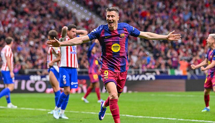 Robert Lewandowski traf mit der Schulter zum Sieg des FC Barcelona. Robert Lewandowski traf mit der Schulter zum Sieg des FC Barcelona.