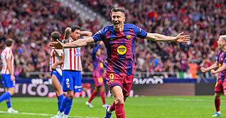 Robert Lewandowski traf mit der Schulter zum Sieg des FC Barcelona.