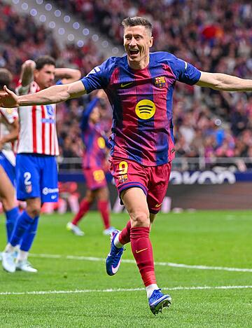Robert Lewandowski traf mit der Schulter zum Sieg des FC Barcelona.