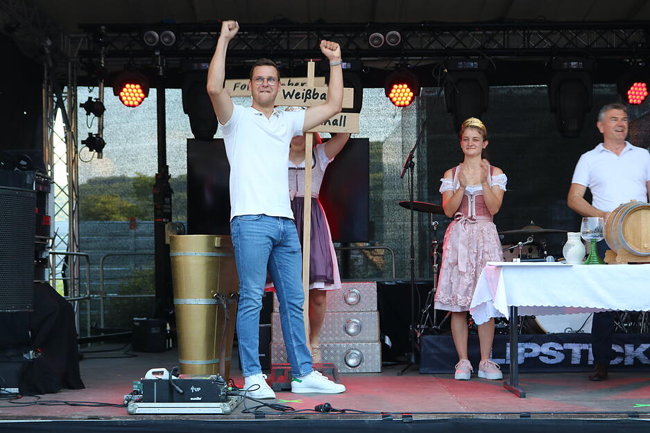 Erfolgreiche Premiere in Weißbach: Kochertaler Weinsommer begeistert Besucher