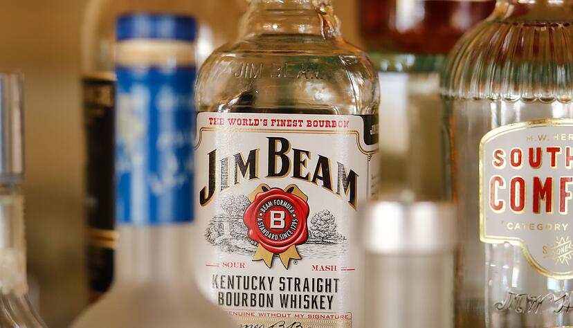 F&uuml;hrt die EU Vergeltungsz&ouml;lle auf US-Produkte wie amerikanischen Whiskey ein? Das ist eine der Fragen im aktuellen Zollkonflikt.