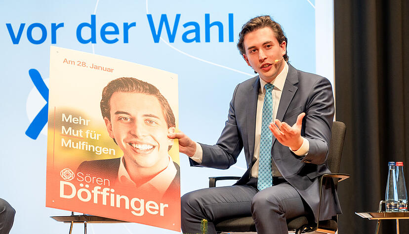 Sören Döffinger ist der neue Bürgermeister von Mulfingen. Beim HZ-Wahlforum, knapp eine Woche vor der Wahl, konnte er mit Schlagfertigkeit punkten.