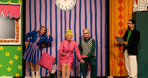 Die Unterst&uuml;tzung der Badischen Landesb&uuml;hne (hier "Der zerbrochne Krug" in der Otto-Klenert-Schule) soll in Bad Friedrichshall gestrichen werden.