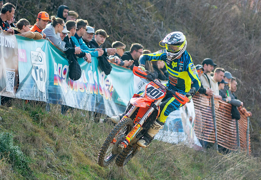 Beim Winter-Motocross in Frankenbach k&auml;mpfen internationale Motocross-Fahrer um wichtige Rennsiege.