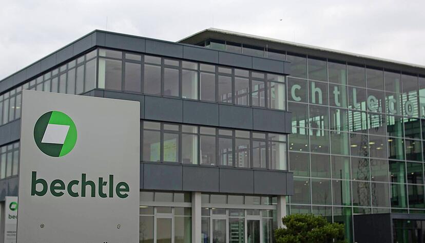 Bechtle will mit den KI-Sprachlösungen von DeepL die internationale Kommunikation im Unternehmen erleichtern. Und neue Märkte erobern. Bechtle will mit den KI-Sprachlösungen von DeepL die internationale Kommunikation im Unternehmen erleichtern. Und neue Märkte erobern.