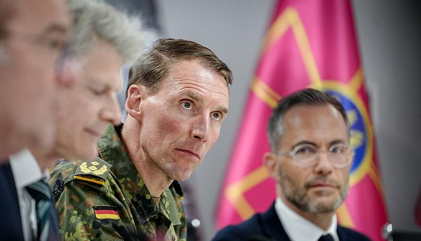 Ukraine-Krieg - Pistorius in Kiew