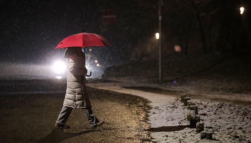 Am Wochenende wird es im S&uuml;dwesten wieder ungem&uuml;tlich: Erst regnet es, dann kommt Schnee dazu. (Archivbild)