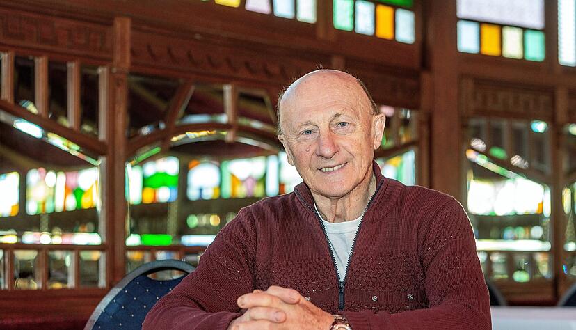 Lui Nereus spricht &uuml;ber seine besondere Artistenkarriere im fortgeschrittenem Alter.