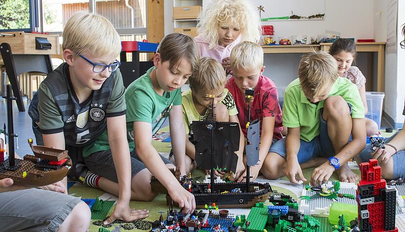Viele Grundschulen in der Region betreuen Kinder außerhalb der Unterrichtszeit, wie etwa die Schule in Flein, durch einen Vorstoß aus Berlin nimmt die Diskussion wieder Fahrt auf. Foto: Archiv/Berger Viele Grundschulen in der Region betreuen Kinder außerhalb der Unterrichtszeit, wie etwa die Schule in Flein, durch einen Vorstoß aus Berlin nimmt die Diskussion wieder Fahrt auf. Foto: Archiv/Berger