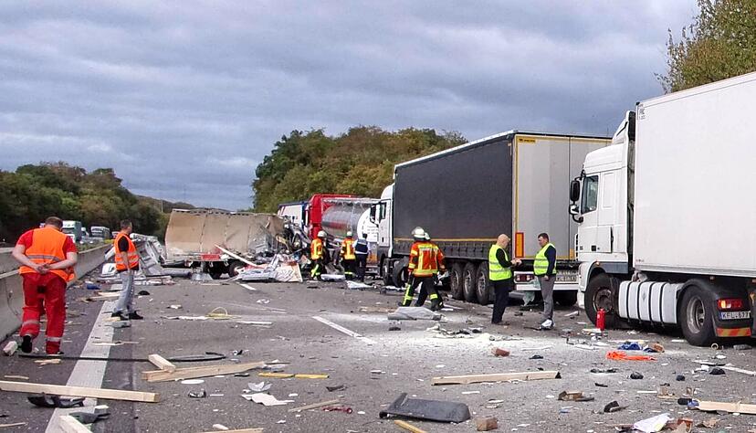 Wenn es gekracht hat, z&auml;hlt f&uuml;r die Rettungskr&auml;fte jede Minute. Doch nicht immer wird die Wehr mit dem k&uuml;rzesten Anfahrtsweg alarmiert.
Foto: Freiwillige Feuerwehr Bad Rappenau