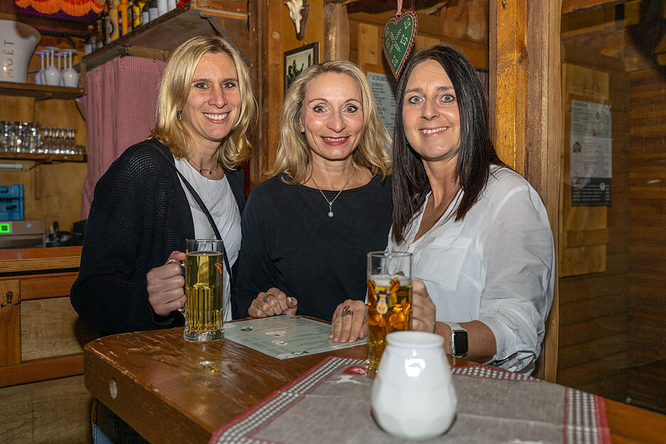 Heilbronner Winterdorf gestartet – das war der Auftaktabend. Heilbronner Winterdorf gestartet – das war der Auftaktabend.