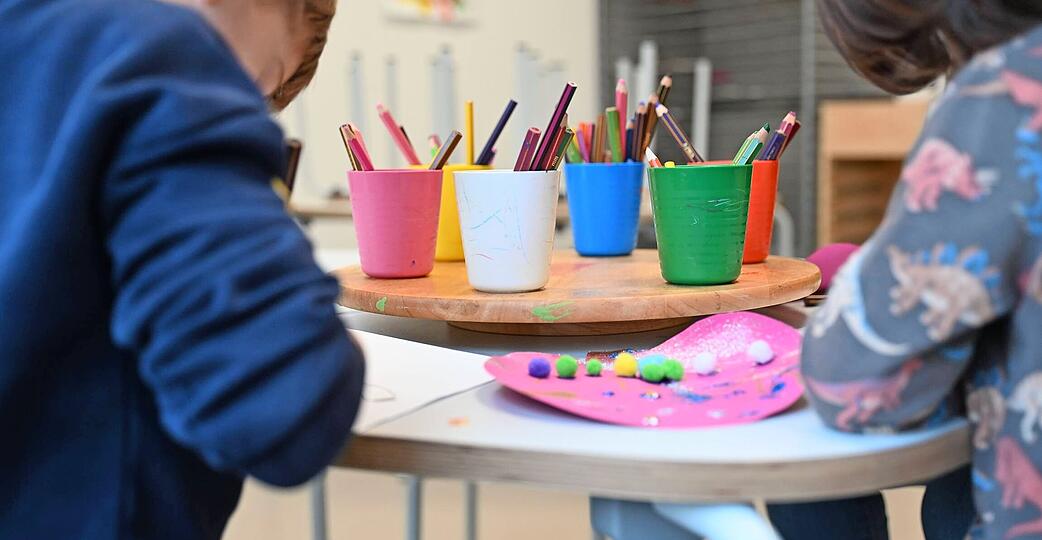 Die Kitas in der Region sehen sich personell relativ gut aufgestellt. Trotzdem bleibt die Belastung in den Einrichtungen hoch.