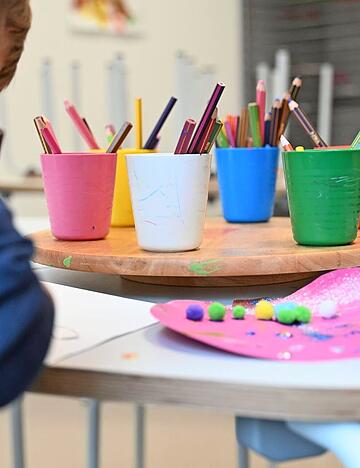 Die Kitas in der Region sehen sich personell relativ gut aufgestellt. Trotzdem bleibt die Belastung in den Einrichtungen hoch.