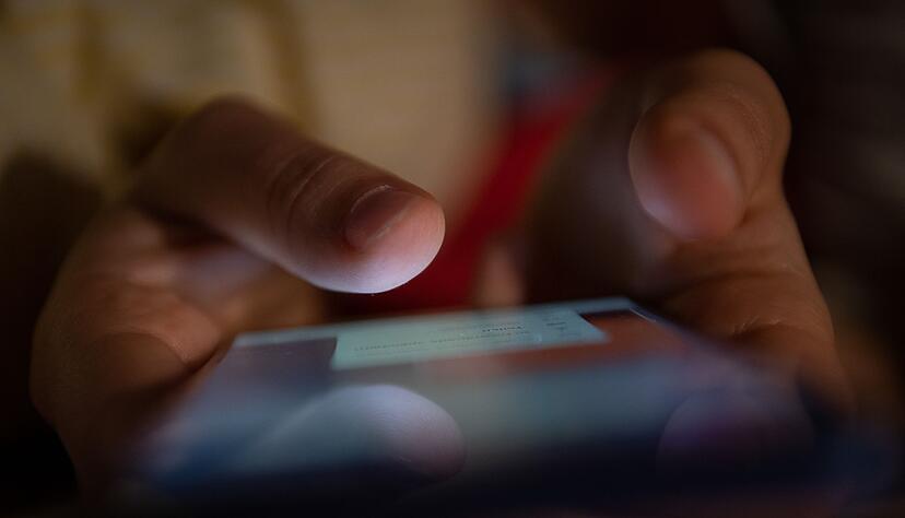 Der Digital Services Act stärkt diMehr Schutz im Netz: Trusted Flagger geben Hinweisen auf Rechtsverstöße im Netz Priorität.e Rechte der Nutzerinnen und Nutzer.