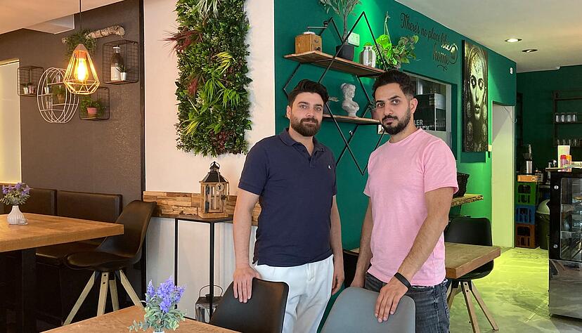 Khaled Alsheikh Mousa (links) und Hasen Khantomi er&ouml;ffnen bald das Lokal Fustuk.