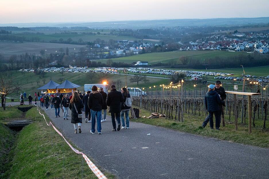 Hunderte Helfer lassen den Lindelberg leuchten.