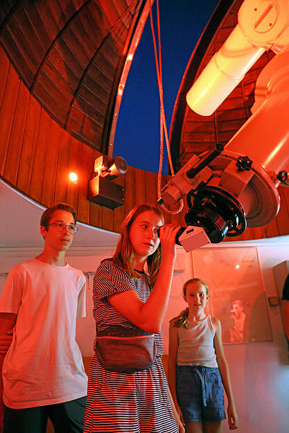 Perseiden-Höhepunkt: Sternschnuppen beobachten in der Robert-Mayer-Sternwarte Heilbronn Perseiden-Höhepunkt: Sternschnuppen beobachten in der Robert-Mayer-Sternwarte Heilbronn