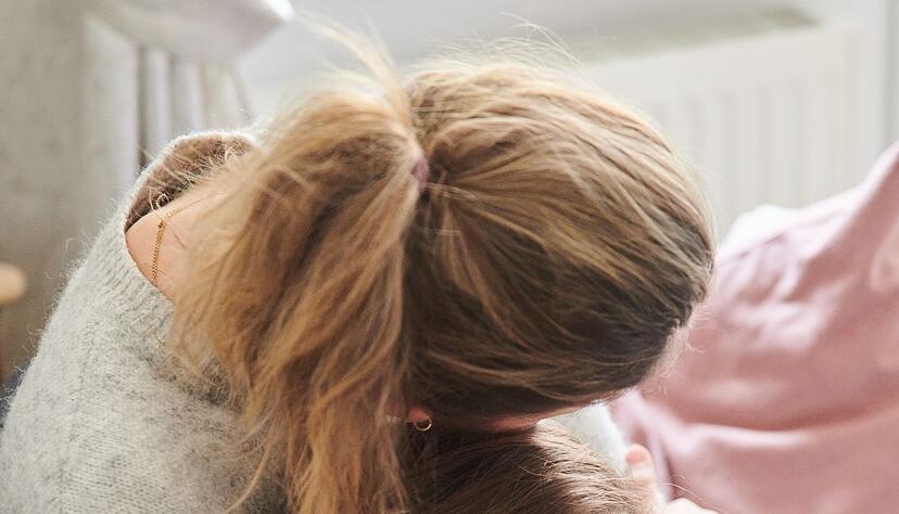 Nicht immer macht Schule auch Spaß. Wenn sich Schulangst breit macht, können Eltern ihren Kindern den Rücken stärken. Nicht immer macht Schule auch Spaß. Wenn sich Schulangst breit macht, können Eltern ihren Kindern den Rücken stärken.