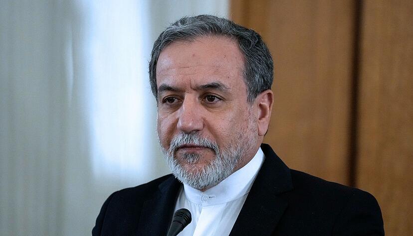 Irans Au&szlig;enminister Araghtschi zeigt sich zu Verhandlungen &uuml;ber das Atomprogramm seines Landes bereit. (Archivbild)