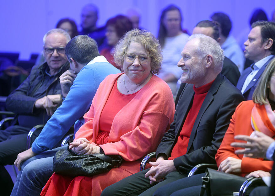 Volles Haus bei einer politischen Diskussionsveranstaltung zur kommenden Landtagswahl in Baden-Württemberg Volles Haus bei einer politischen Diskussionsveranstaltung zur kommenden Landtagswahl in Baden-Württemberg