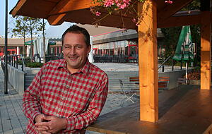 So kennen die Bad Rappenauer Martin K&uuml;bler: &Uuml;ber viele Jahre hat er das Kurhaus und den Biergarten am See erfolgreich gef&uuml;hrt.
Foto: Archiv/Hoffmann