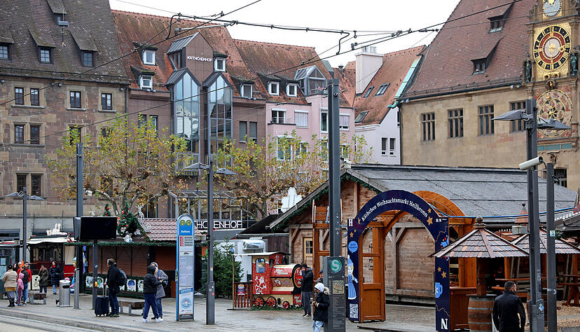 Auf dem Heilbronner Rathausplatz ist heute Ruhe angesagt. Auf dem Heilbronner Rathausplatz ist heute Ruhe angesagt.