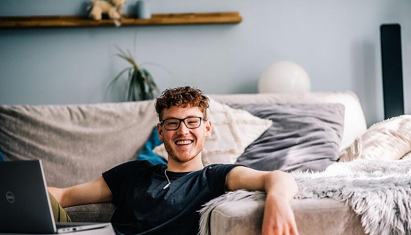 Ein gesundes Selbstbewusstsein fördert Souveränität und Attraktivität. Ein gesundes Selbstbewusstsein fördert Souveränität und Attraktivität.