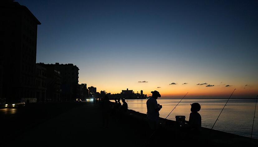 Auf Kuba kommt es immer wieder zu Blackouts, die durch Pannen im maroden Stromnetz verursacht werden. (Archivbild) Auf Kuba kommt es immer wieder zu Blackouts, die durch Pannen im maroden Stromnetz verursacht werden. (Archivbild)
