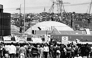 Im Mai 1986 wird am zweiten GKN-Reaktor gebaut. Die Arbeiten werden von Protesten und Kundgebungen begleitet. Im Mai 1986 wird am zweiten GKN-Reaktor gebaut. Die Arbeiten werden von Protesten und Kundgebungen begleitet.