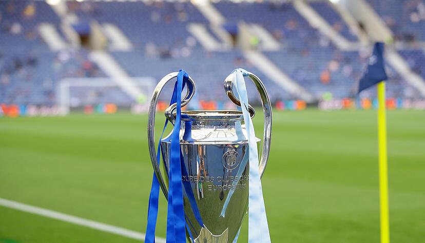 Der VfB Stuttgart hat die Chance, sich für die Champions League zu qualifizieren. Dafür benötigen die Schwaben allerdings noch einige Punkte. Der VfB Stuttgart hat die Chance, sich für die Champions League zu qualifizieren. Dafür benötigen die Schwaben allerdings noch einige Punkte.