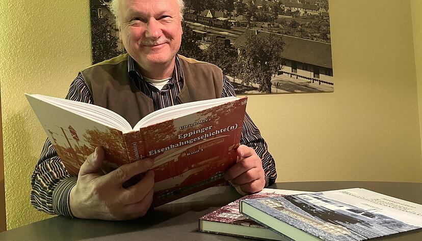 Ulrich Merz hat drei Bücher über die Eppinger Bahngeschichte verfasst, der dritte Band ist neu erschienen.