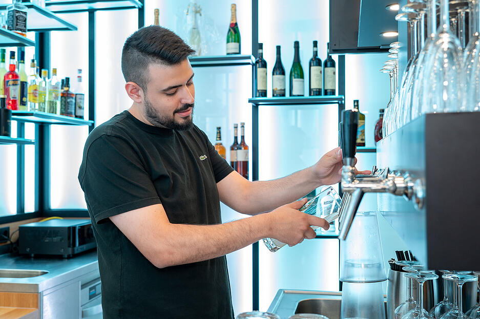 Im alten Bahnhofsgeb&auml;ude Kochendorf (bei der S-Bahn Haltestelle Kochendorf) hat ein Italiener er&ouml;ffnet.  Besondere Location. Restaurantportr&auml;t.