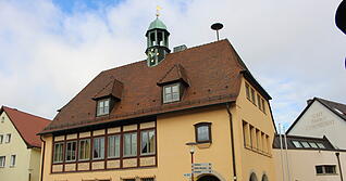 Wer wird der neue Chef im L&ouml;wensteiner Rathaus?